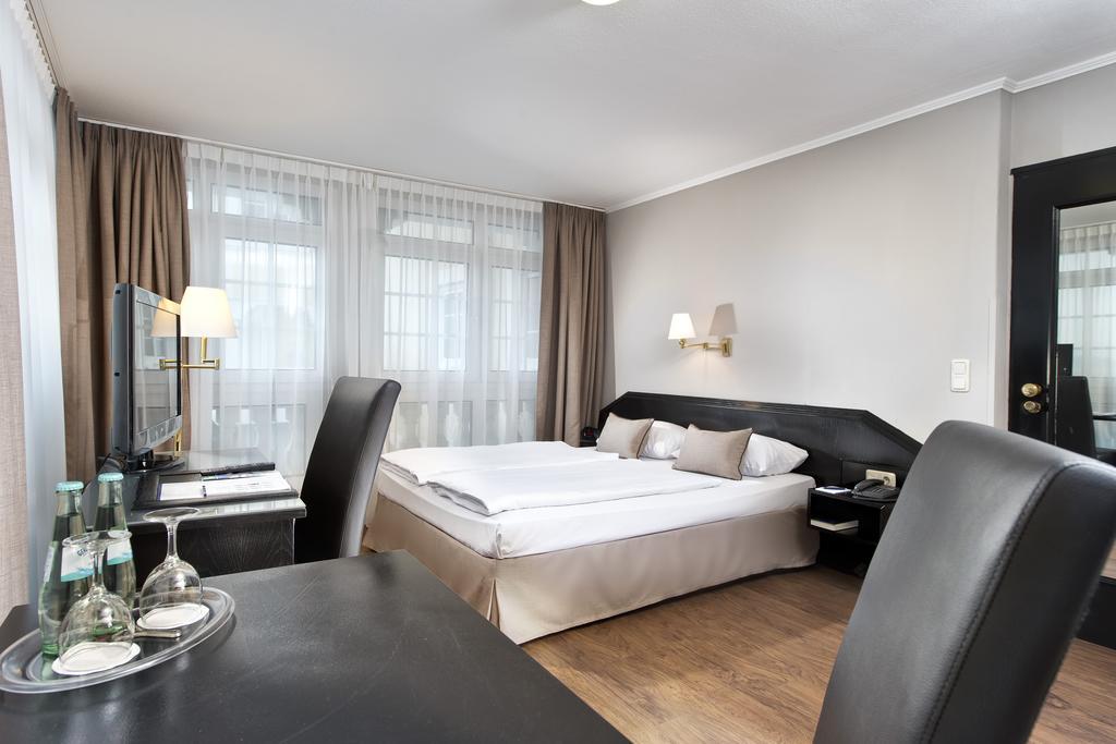 Hotel Munich North Neufahrn bei Freising Phòng bức ảnh